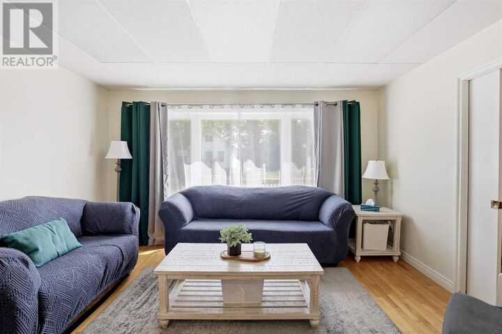Property Photo: 63 Elmwood Ave ON P6B 4V7