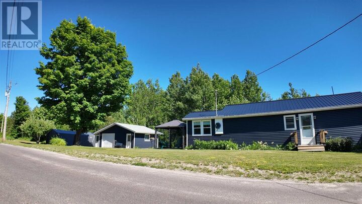 Property Photo: 1607 Hilton Rd ON P0G 1G0