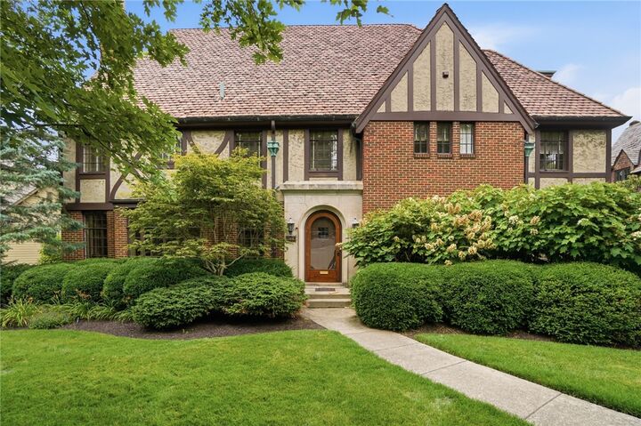 Property Photo:  133 W Hadley Road  OH 45419 