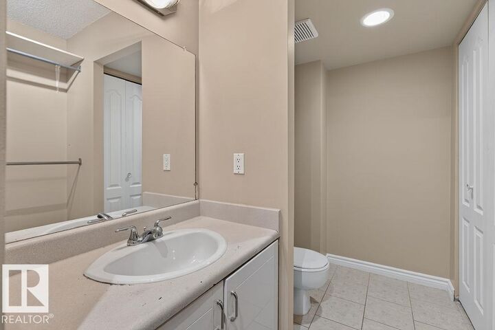 Property Photo: 10175 109 Street NW 603 AB T5J 3P2