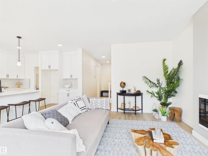 223 Ravine Drive — photo 1
