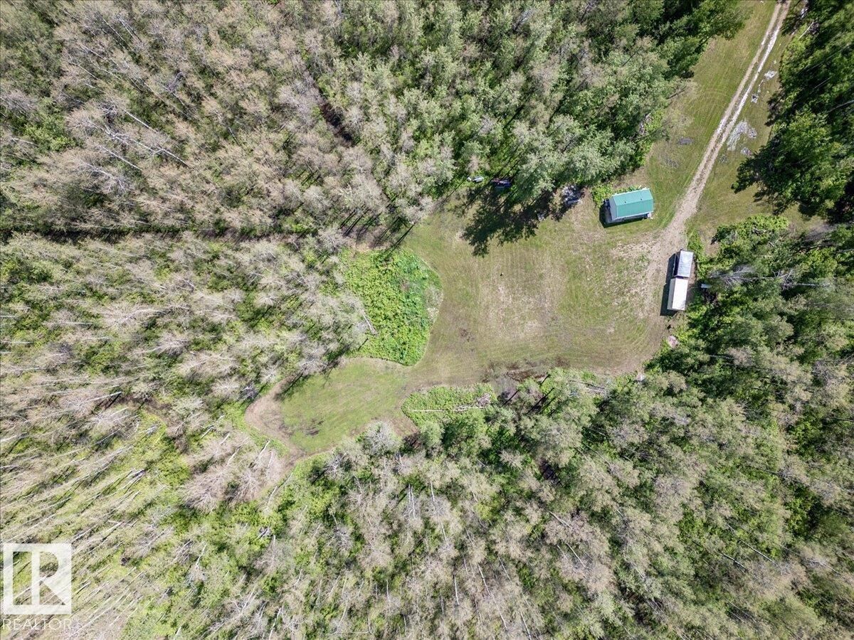 Property Photo:  475022 Rge Road 272  AB T0C 0V0 