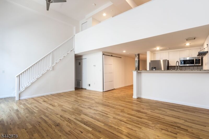 Property Photo:  518 Gregory Ave 203  NJ 07086 