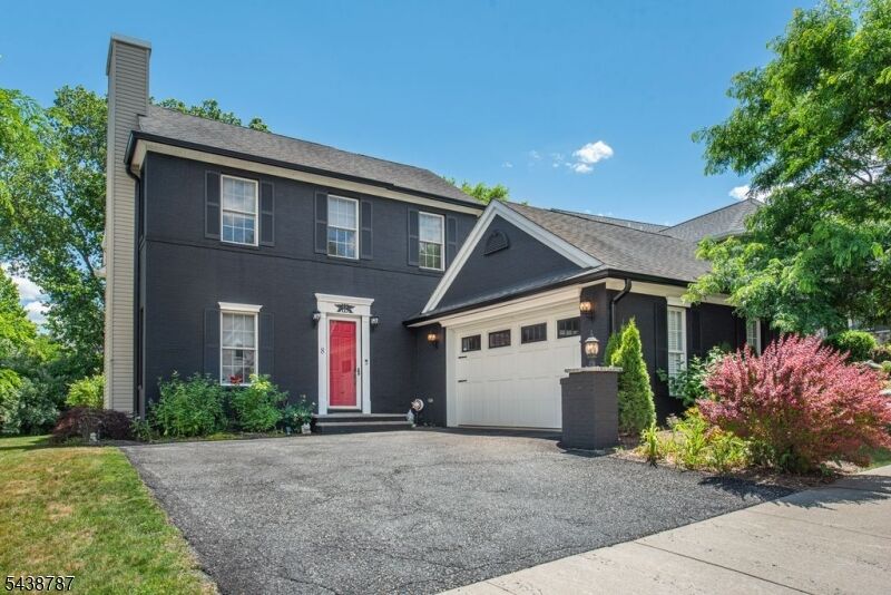 Property Photo: 8 Bluffs Ct NJ 07419