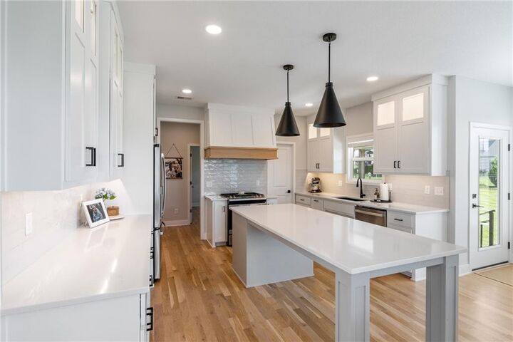 Property Photo:  2310 SW Serena Place  MO 64082 