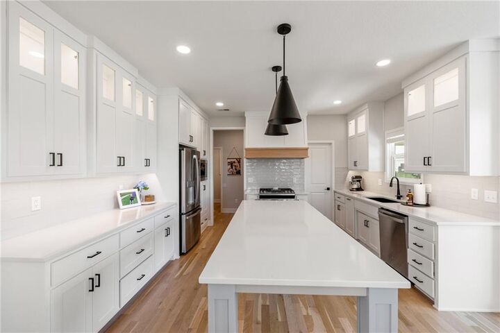 Property Photo: 2310 SW Serena Place MO 64082
