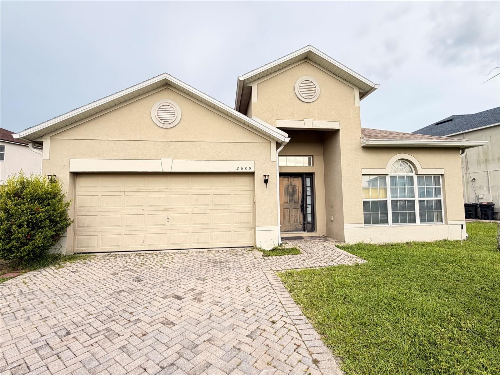 Property Photo: 2605 Eagle Cliff Drive FL 34746