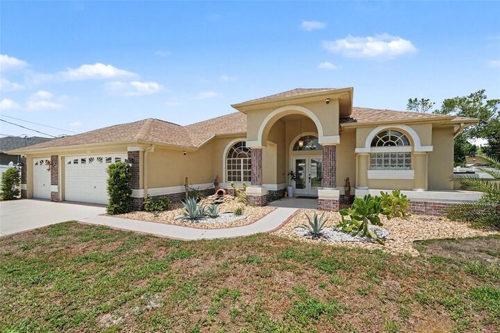 Property Photo:  3944 Lema Drive  FL 34609 