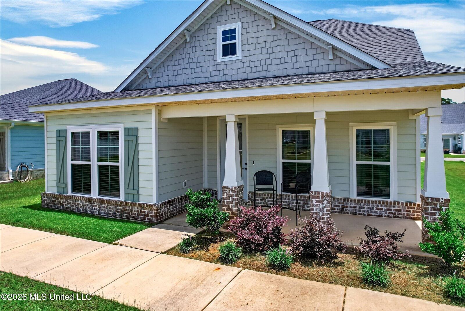 Property Photo:  113 Everly Circle  MS 39564 