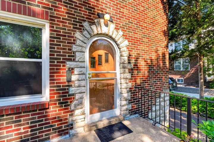 Property Photo:  3057 Delavan Drive  MO 63121 