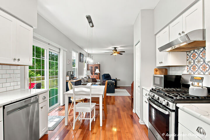 Property Photo:  317 Talismon Drive  IL 60012 