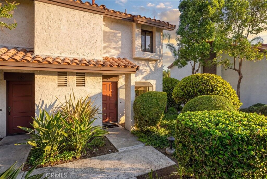 Property Photo:  122 Kauai  CA 92870 