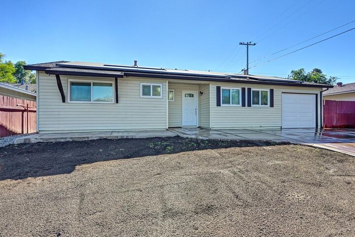 Property Photo:  7012 Forman Way  CA 95828 