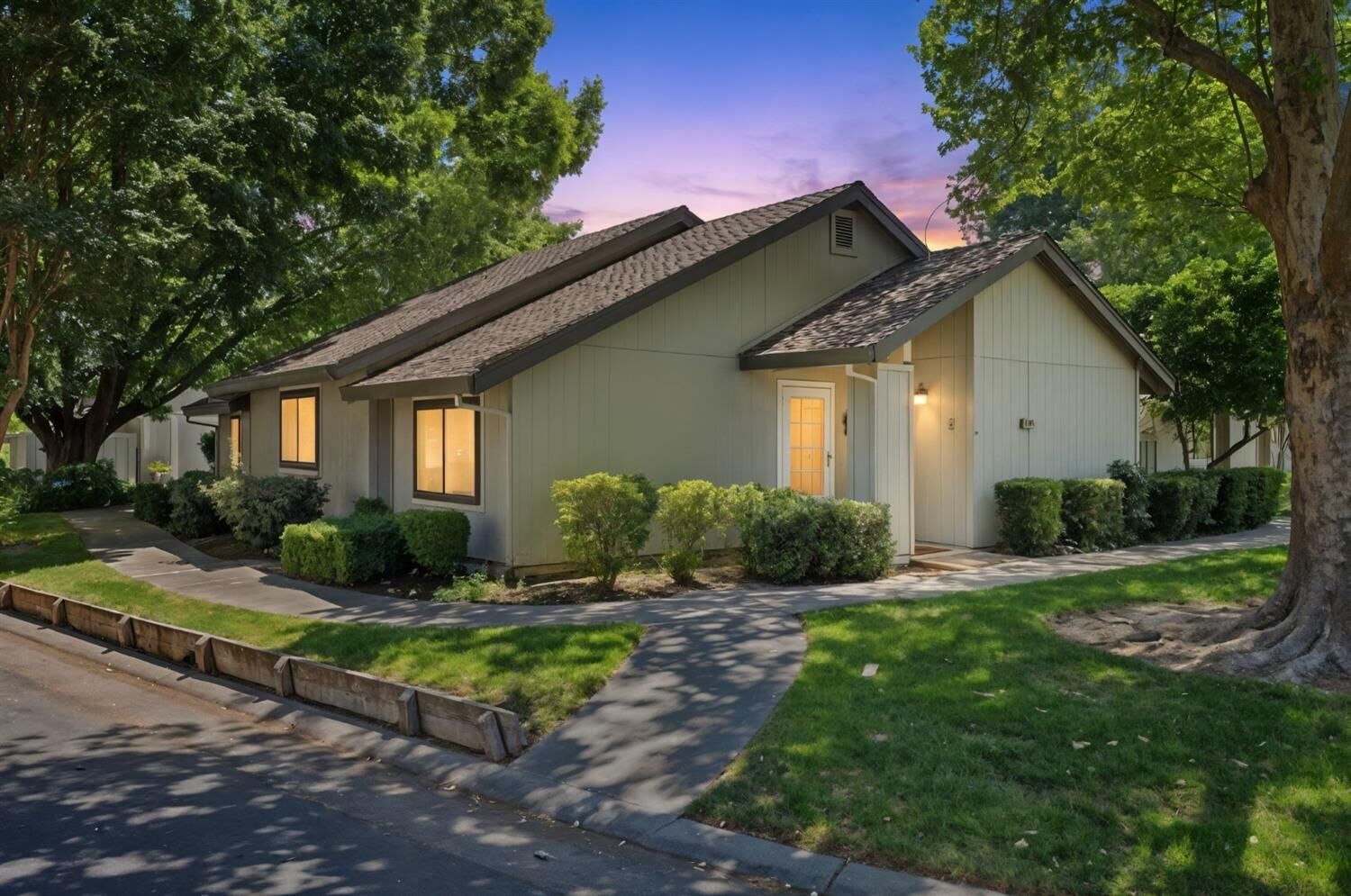 Property Photo:  3201 Swallows Nest Drive  CA 95833 