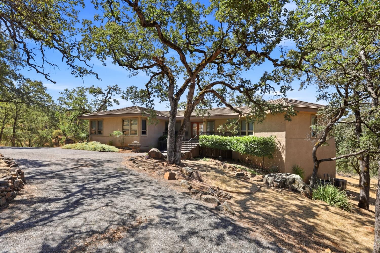 Property Photo:  6840 Gallagher Road  CA 95664 