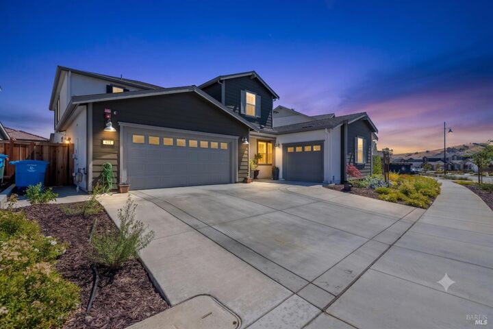 Property Photo:  425 Royal National Road  CA 94533 