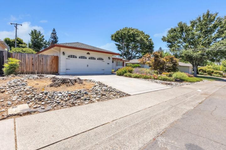 Property Photo:  6224 Saint James Drive  CA 95608 