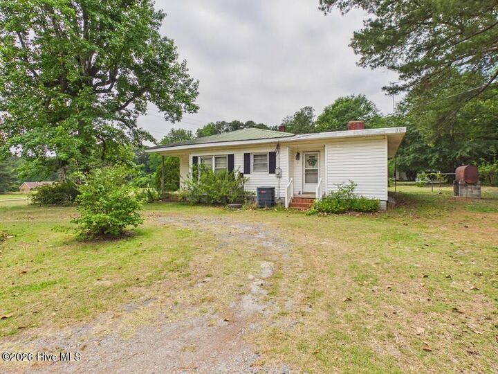 Property Photo:  152 Hotel Street  NC 27281 