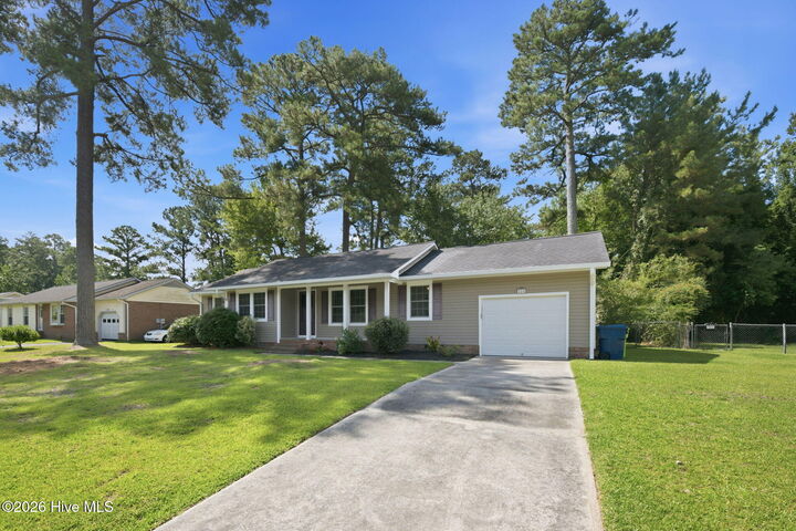 Property Photo:  210 Nottingham Drive  NC 28532 
