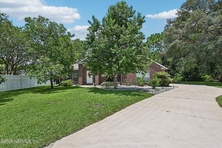 Property Photo:  7920 Vivera Court  FL 32244 