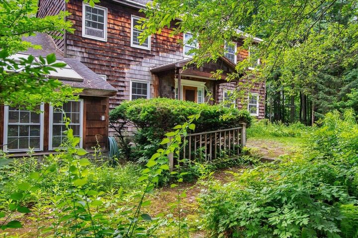 Property Photo:  10 Birch Lane  VT 05452 