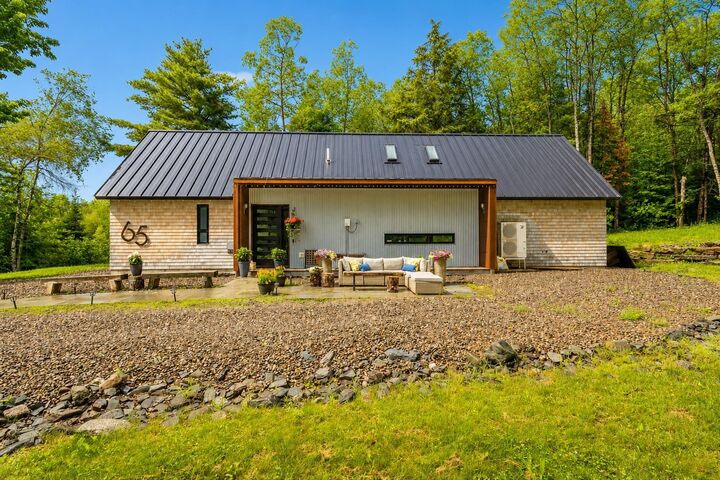 Property Photo:  65 Jessicas Way  NS B4P 0B2 