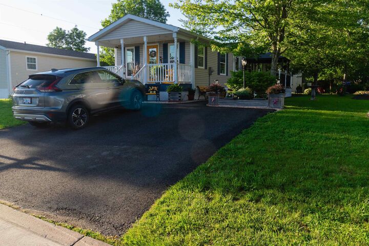 Property Photo:  38 Irven Drive  NS B0N 2T0 