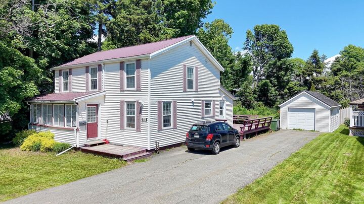 Property Photo: 132 Mount Edward Road PE C1A 5S9