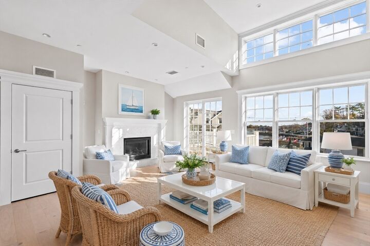 Property Photo:  87 Elm Street 321  MA 02025 