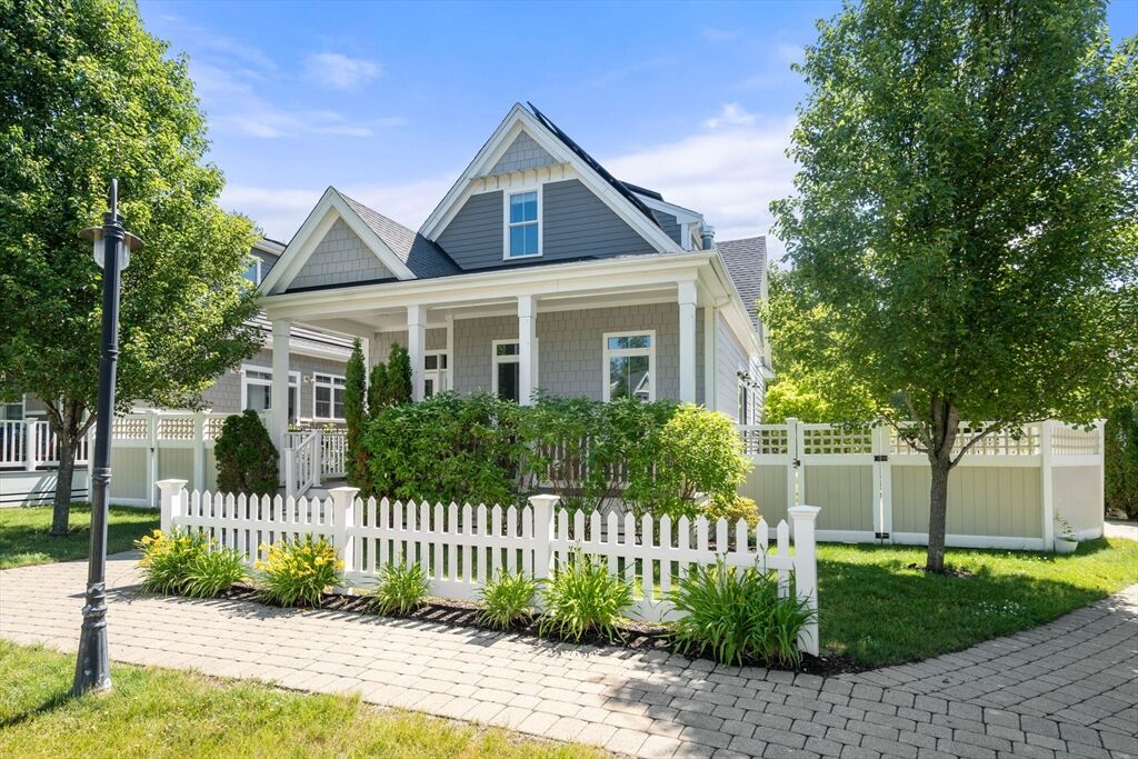 Property Photo:  13 Boyde'S Crossing  MA 02056 