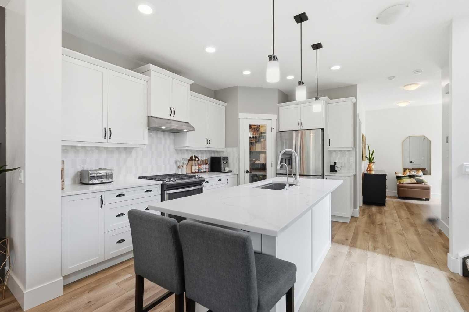 Property Photo:  245 Cimarron Vista Way  AB T1S 1L5 
