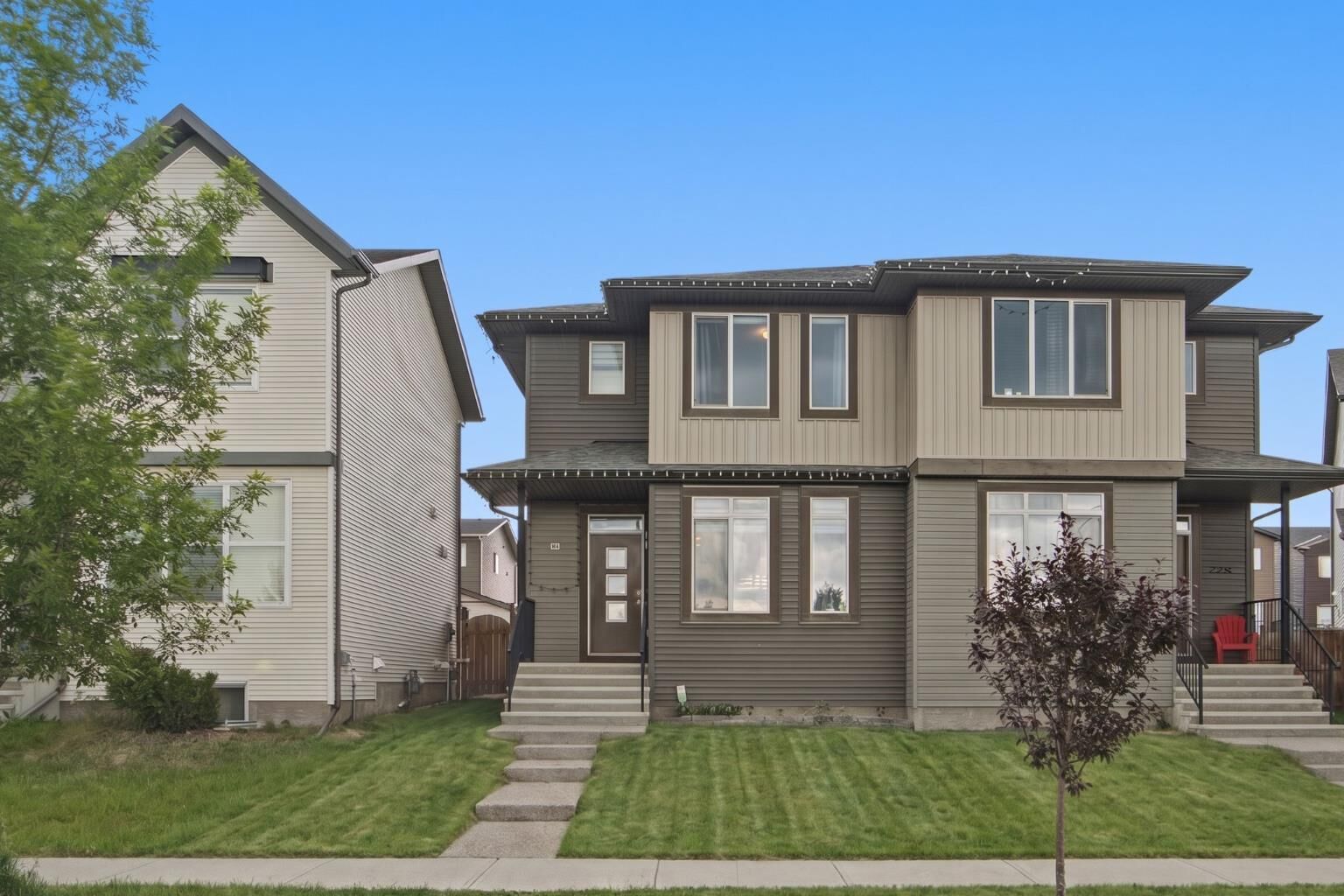 Property Photo:  224 Savanna Road  AB T3N 1B4 