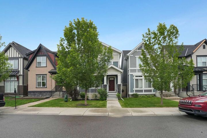 Property Photo:  111 Masters Link SE  AB T3M 2N2 