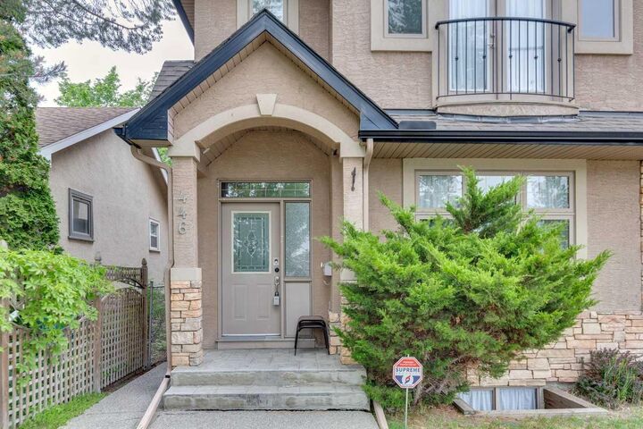 Property Photo:  446 18 Avenue NE  AB T2E 1N4 