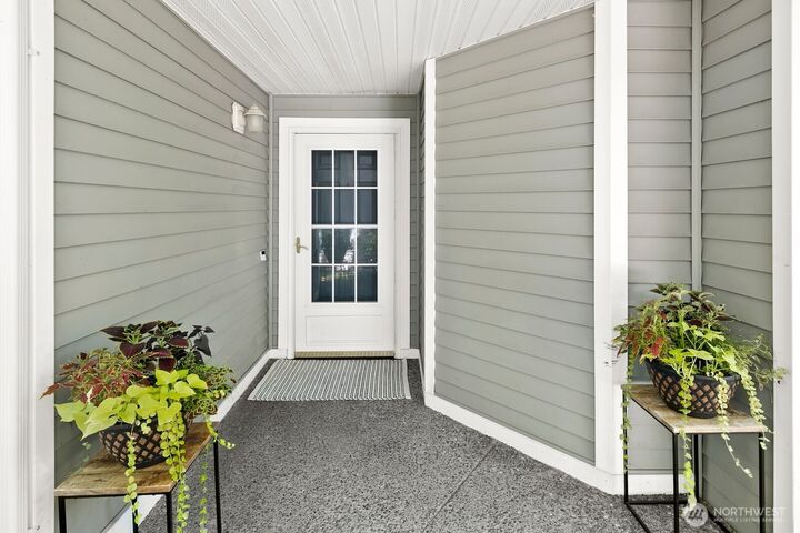 Property Photo:  22022  42nd Avenue S 101  WA 98032 