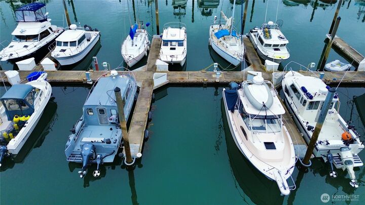 Property Photo: 2304 Skyline Way A-17 WA 98221