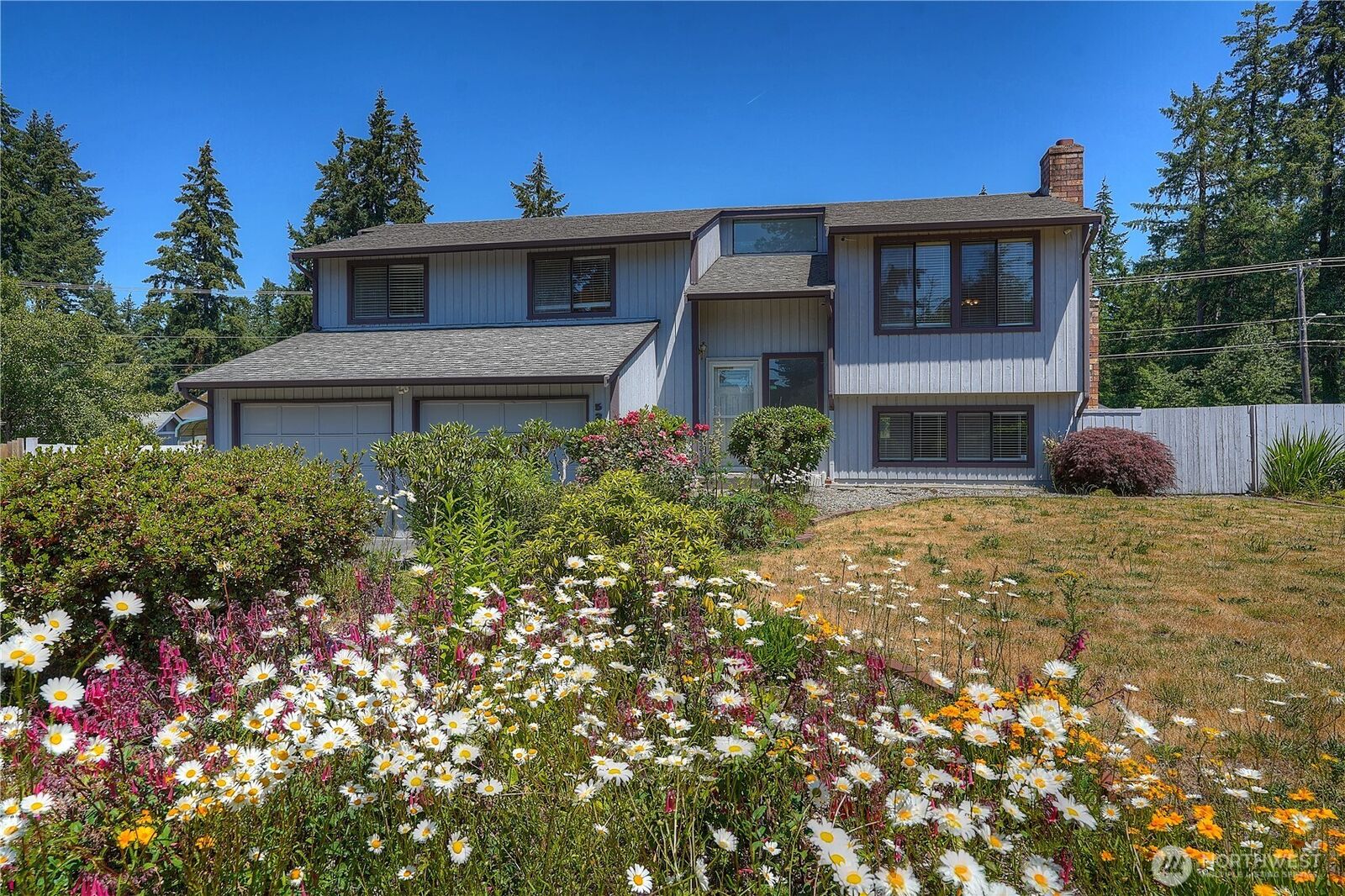 Property Photo:  525 E 160th Street  WA 98445 
