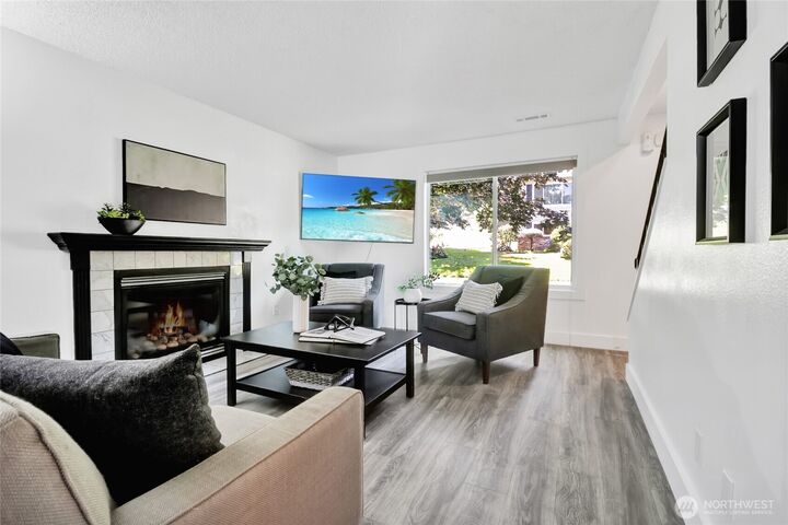 Property Photo:  9834 NE 140th Place  WA 98034 