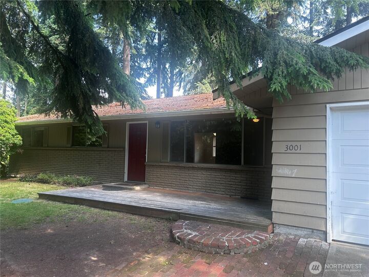 Property Photo:  3001  120th Place SE  WA 98208 