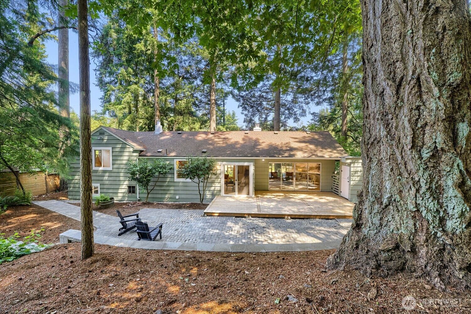 Property Photo:  16051  21st Avenue SW  WA 98166 