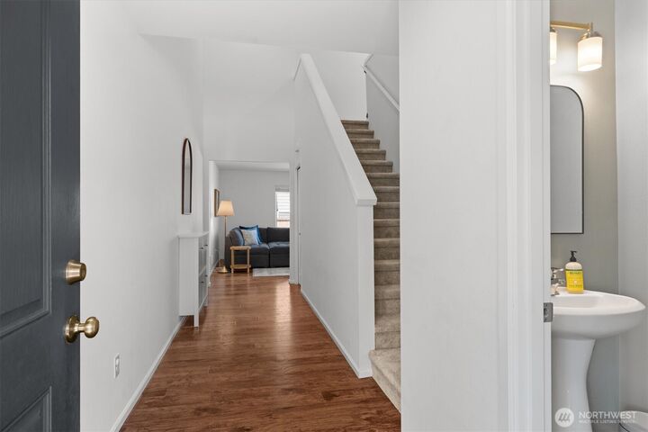 Property Photo:  19516 SE 270th Place  WA 98042 