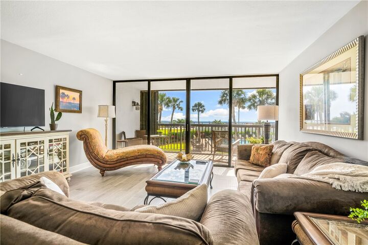Property Photo:  4141 Ocean Drive 208  FL 32963 