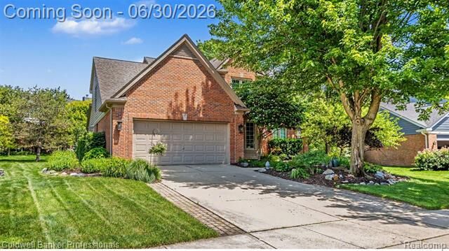 Property Photo:  1085 Bloomview Circle  MI 48307 