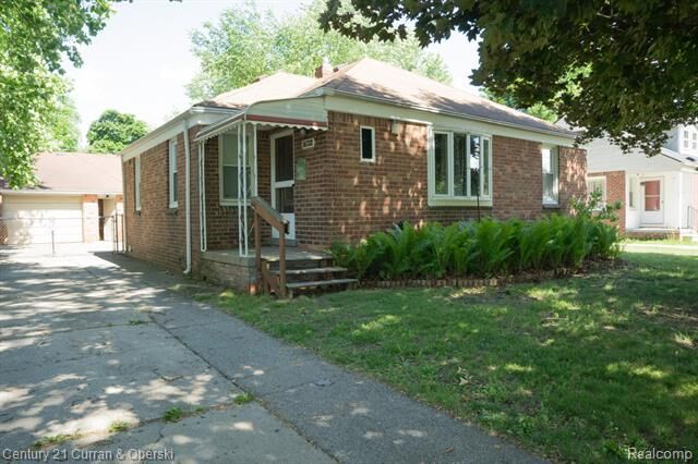 Property Photo:  16732 Garfield  MI 48240 