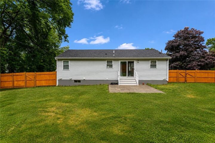 Property Photo:  117 Elizabeth Avenue  RI 02896 