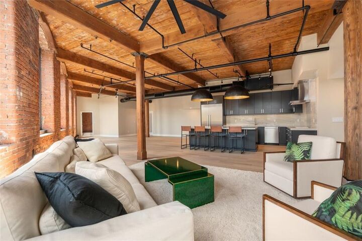 Property Photo:  116 Chestnut Street G  RI 02903 