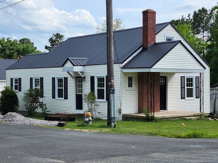Property Photo:  1801 Roberts Street  VA 23901 