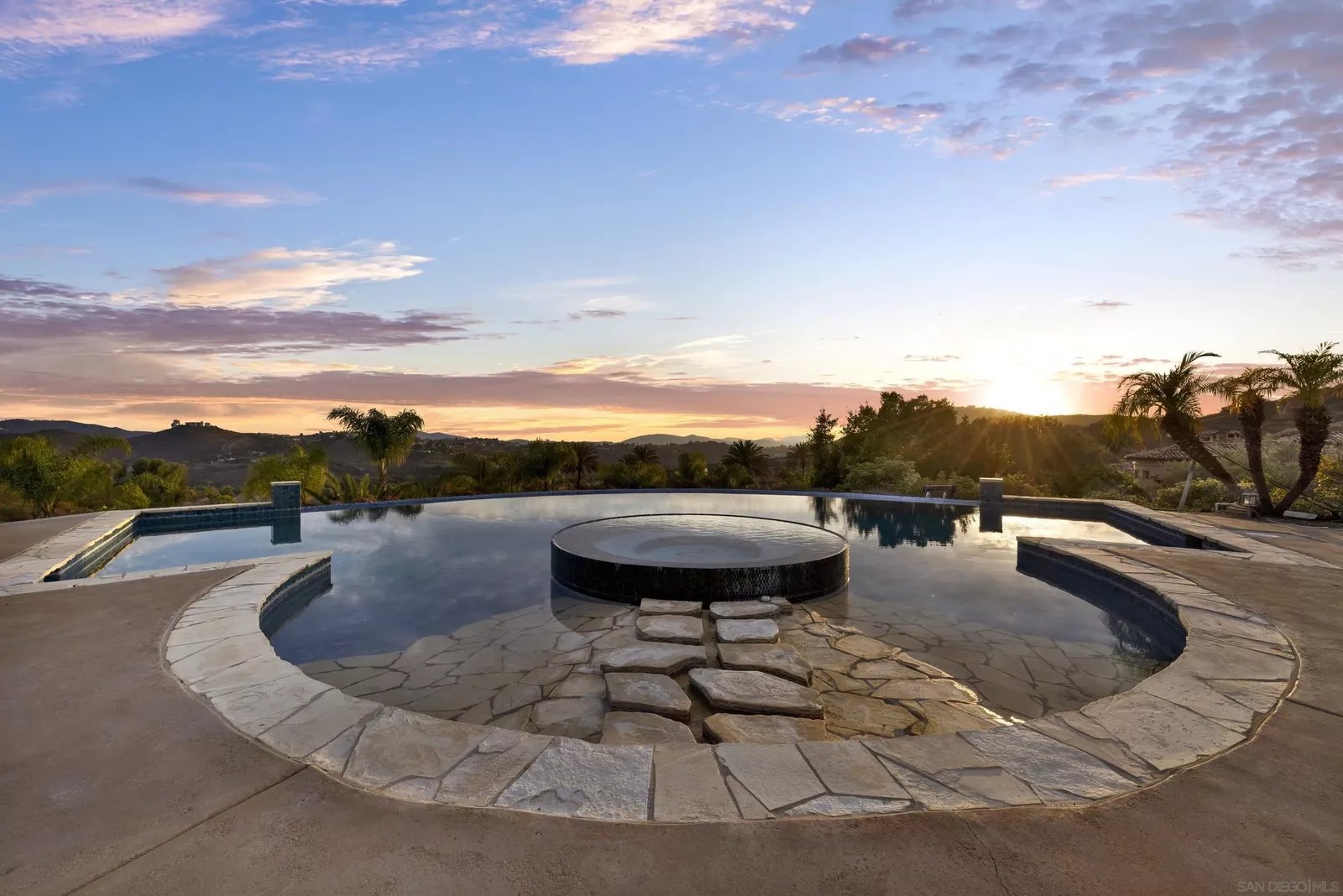 Property Photo:  14425 Cheyenne Trl  CA 92064 