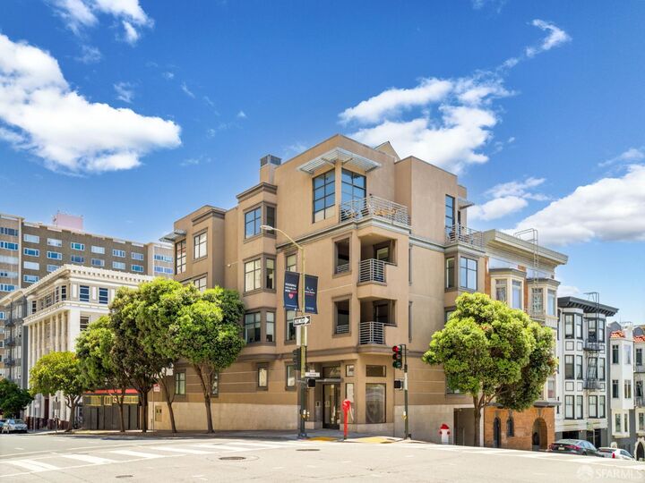 Property Photo:  1081 Pine Street 301  CA 94109 