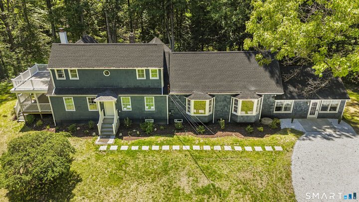 Property Photo:  33 Old Stagecoach Road  CT 06896 